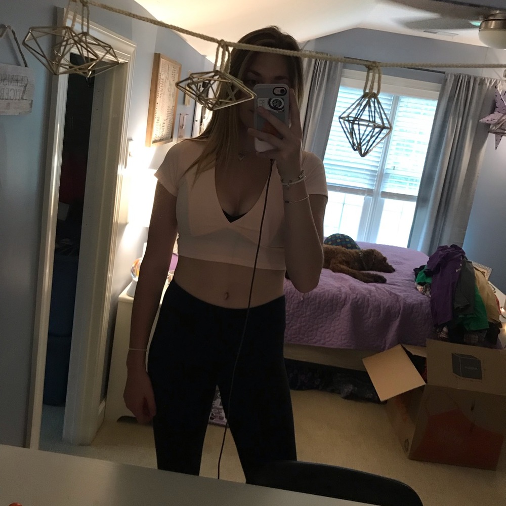 Crop top